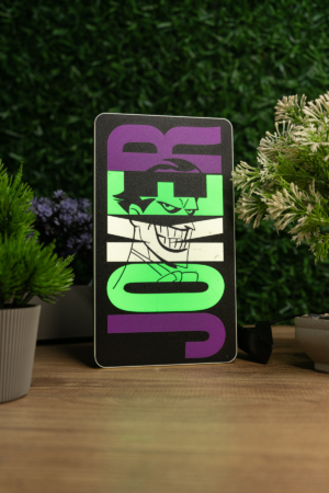 Joker Lightbox – 3D Işıklı Masa Lambası | LED Gece Lambası | Gaming Dekor “Joker Lightbox – 3D Işıklı Masa Lambası | LED Gece Lambası | Gaming Dekor Oyun odası, masaüstü ve dekoratif kullanım için mükemmel tasarım. Koleksiyon severlere özel hediye. Gaming setup ve gece lambası olarak kullanılabilir.” Joker Lightbox – 3D Işıklı Masa Lambası | LED Gece Lambası | Gaming Dekor