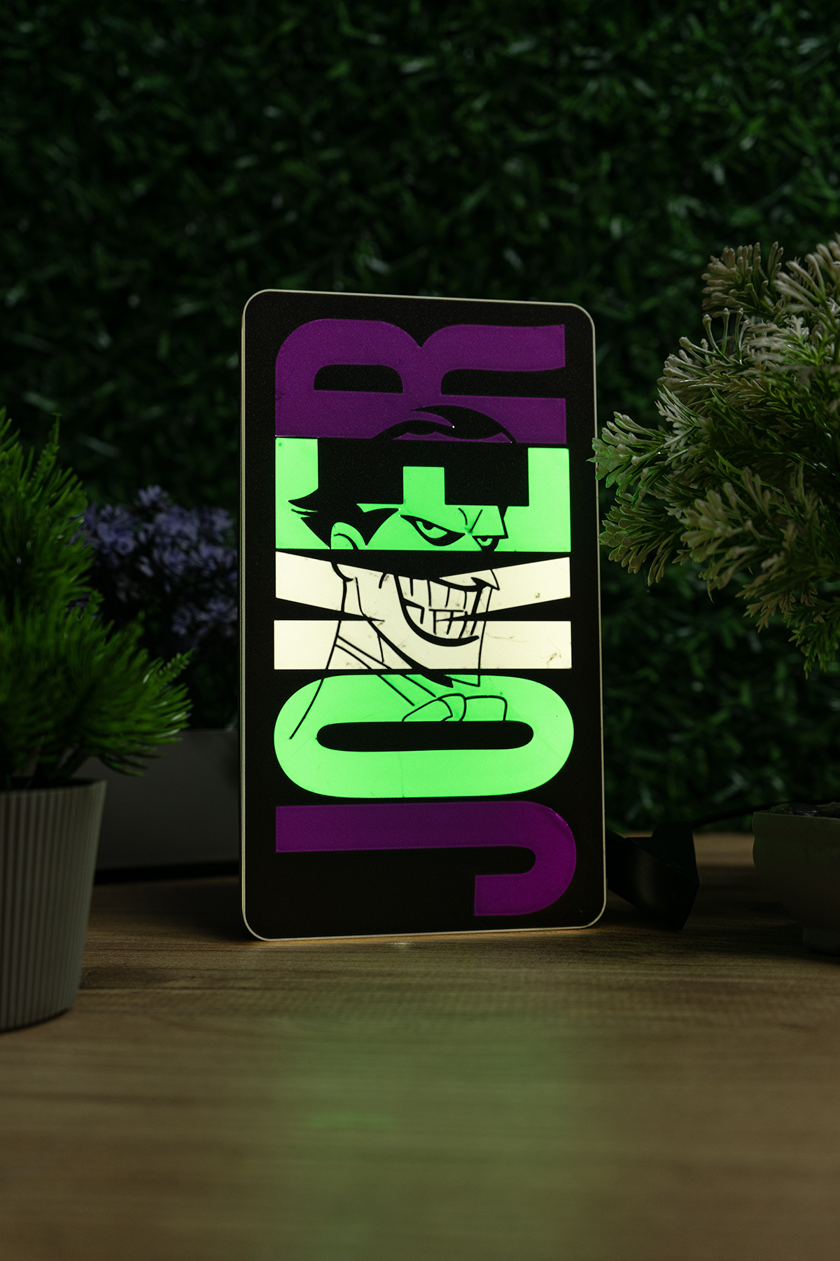 Joker Lightbox – 3D Işıklı Masa Lambası | LED Gece Lambası | Gaming Dekor Joker Lightbox – 3D Işıklı Masa Lambası | LED Gece Lambası | Gaming Dekor
