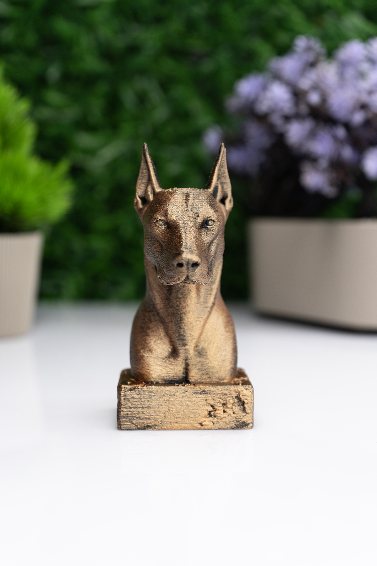 Doberman Büst Heykel – El Yapımı Dekoratif Figür Doberman Büst Heykel – El Yapımı Dekoratif Figür