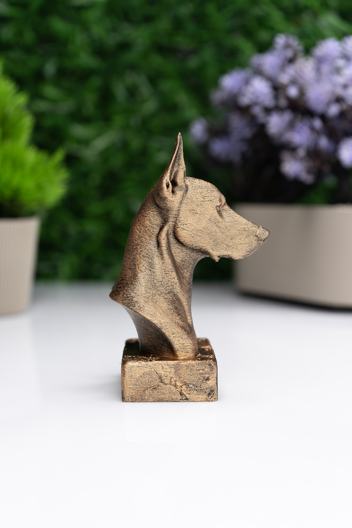 Doberman Büst Heykel – El Yapımı Dekoratif Figür Doberman Büst Heykel – El Yapımı Dekoratif Figür