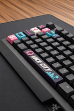 GTA 6 Gamer Keycaps 8 tus ve 1 spacebar seti, klavye detay gorunumu