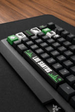 GTA V Gamer Keycaps 8 tuş ve 1 spacebar seti, klavye üzerinde detay görünümü