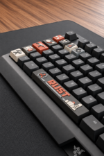 Rust Gamer Keycaps 8 tuş ve 1 spacebar seti, klavye detay görünümü